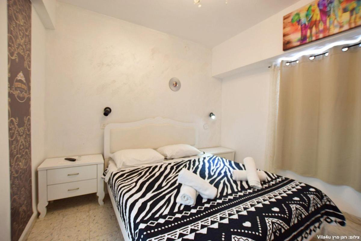 בית הארחה קרוב לכנרת Kefar Hittim Bet Exterior photo