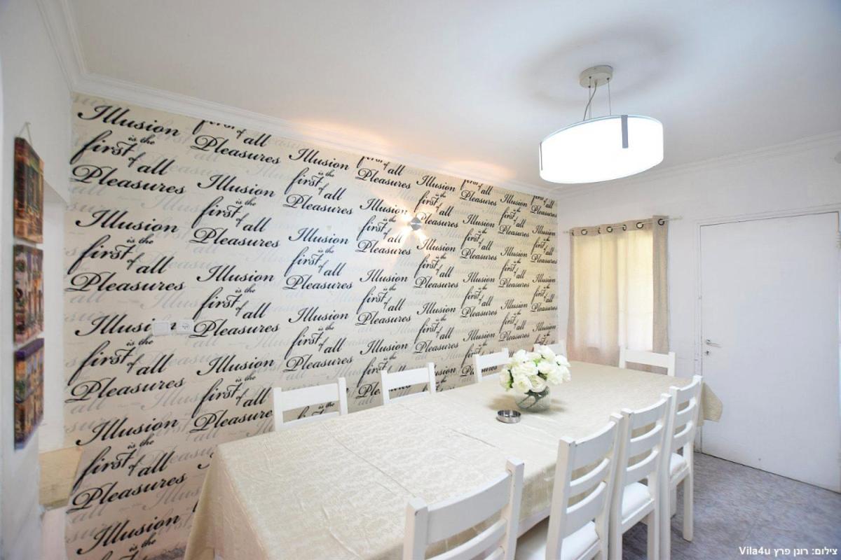 בית הארחה קרוב לכנרת Kefar Hittim Bet Exterior photo