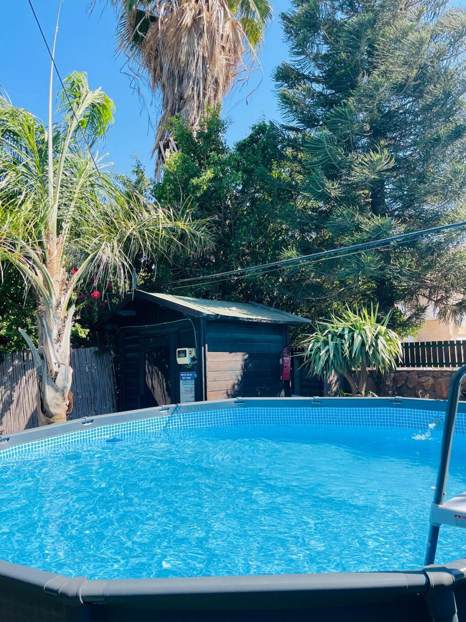 בית הארחה קרוב לכנרת Kefar Hittim Bet Exterior photo
